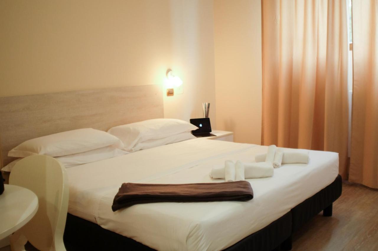 Hp Fly Hotel Bologna Calderara di Reno Εξωτερικό φωτογραφία